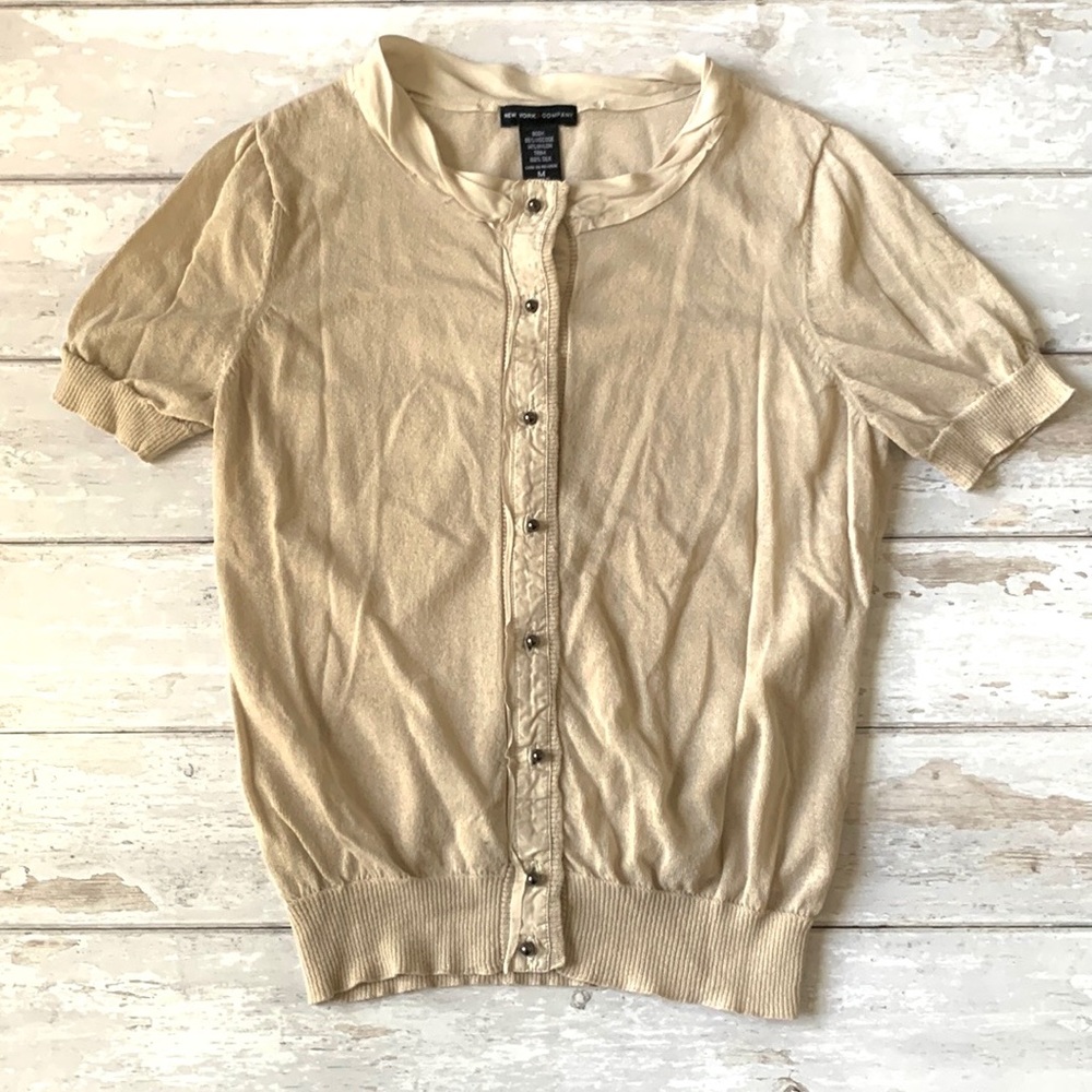 New York & Co Women’s M Vintage Style Sweater Top Cream Beige Silk Size Medium